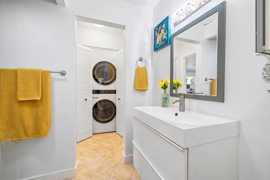 141 Sandpiper Street