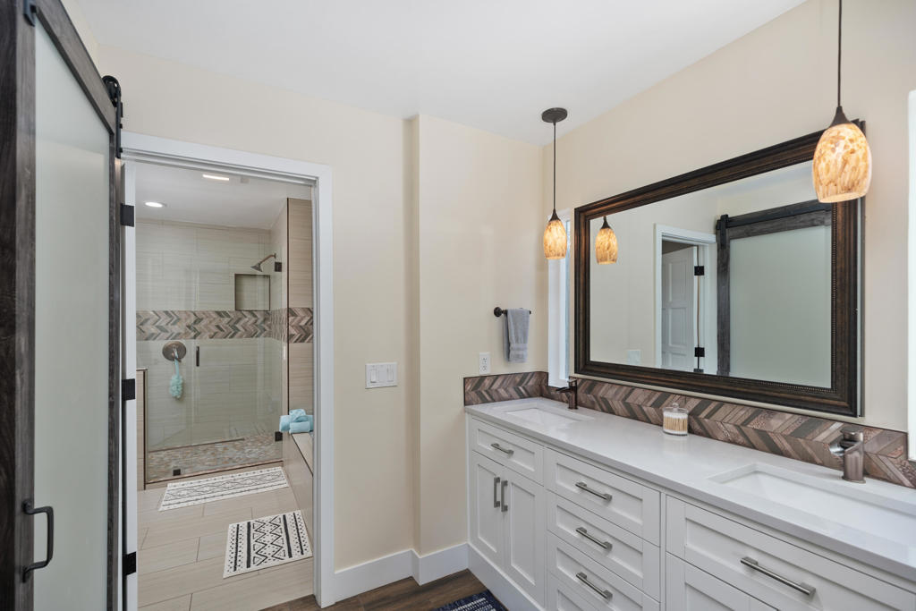 43821 Chapelton Drive