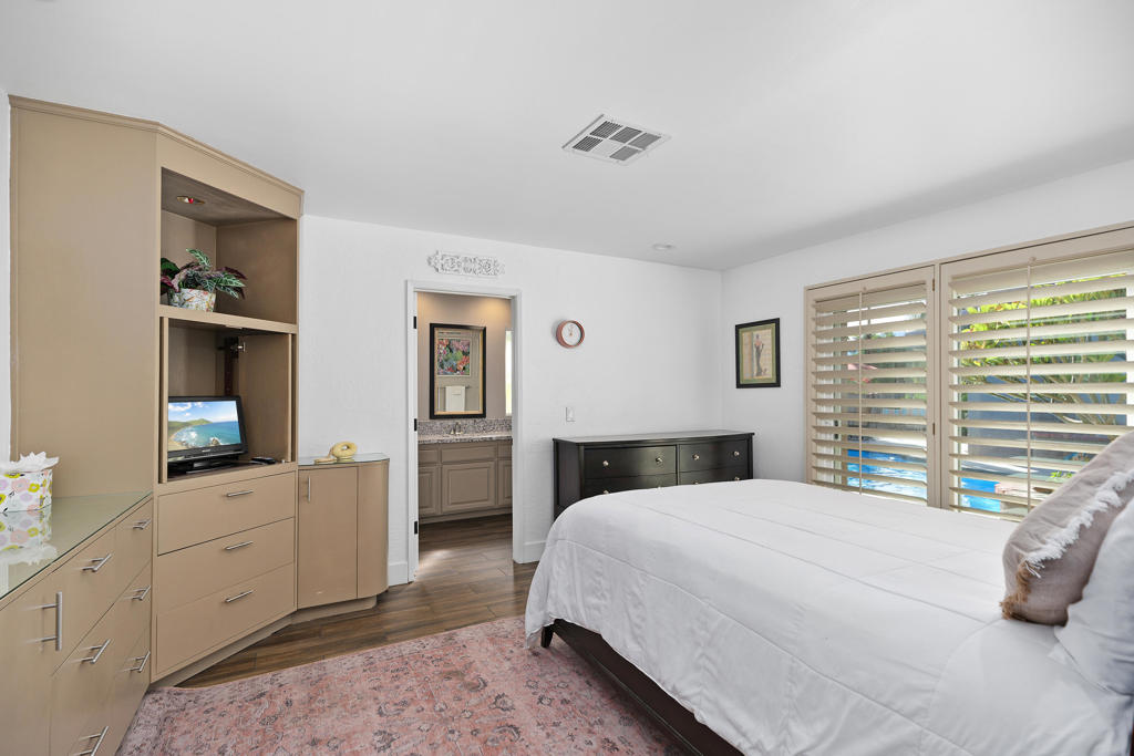 43821 Chapelton Drive