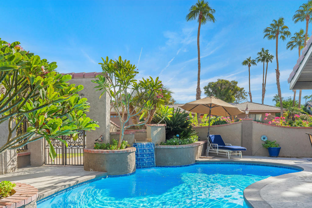 43821 Chapelton Drive