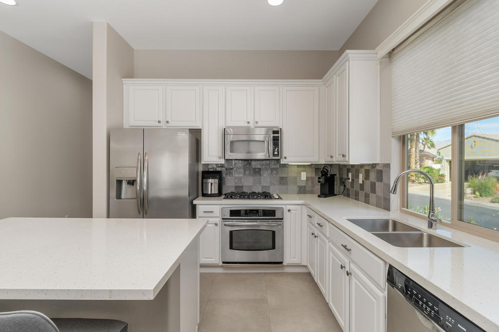 80639 Avenida San Fernando