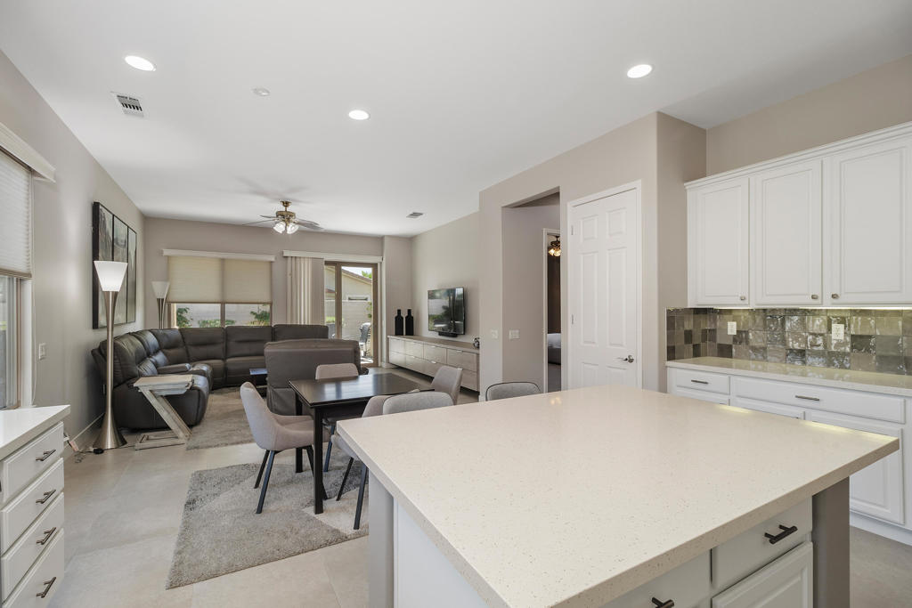 80639 Avenida San Fernando