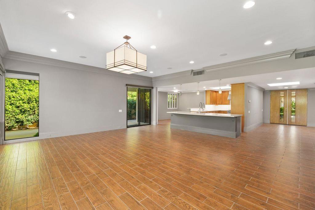26 Princeton Drive