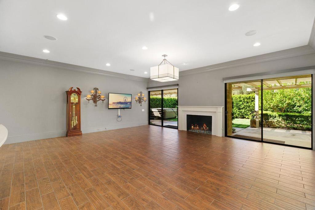 26 Princeton Drive
