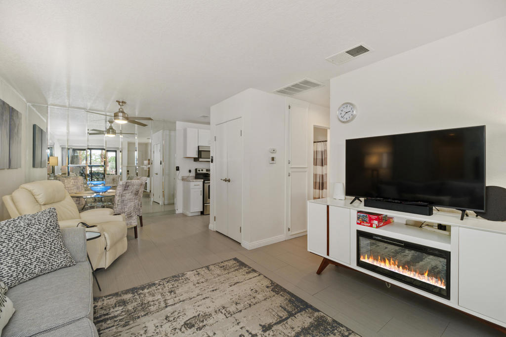 2821 Los Felices Circle W 114