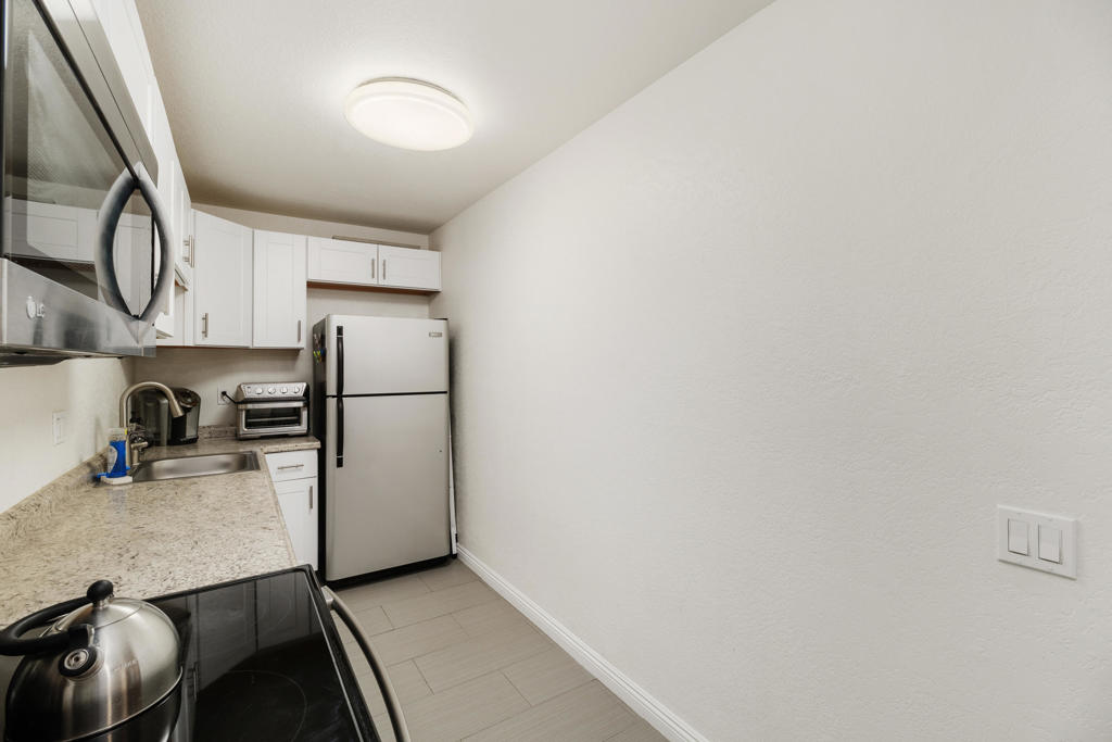 2821 Los Felices Circle W 114