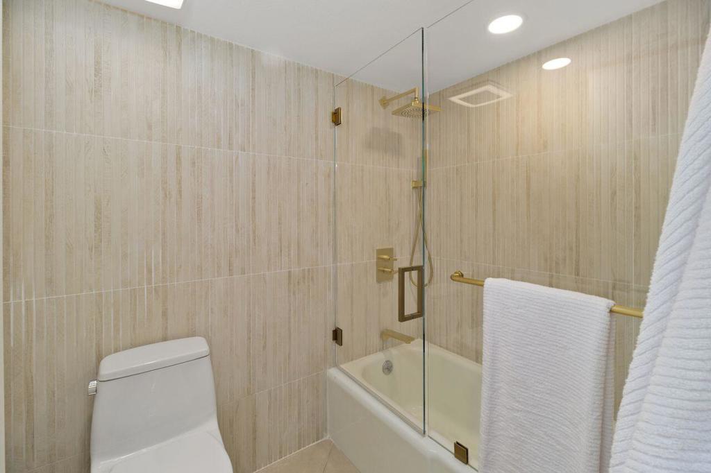 73367 Oriole Court