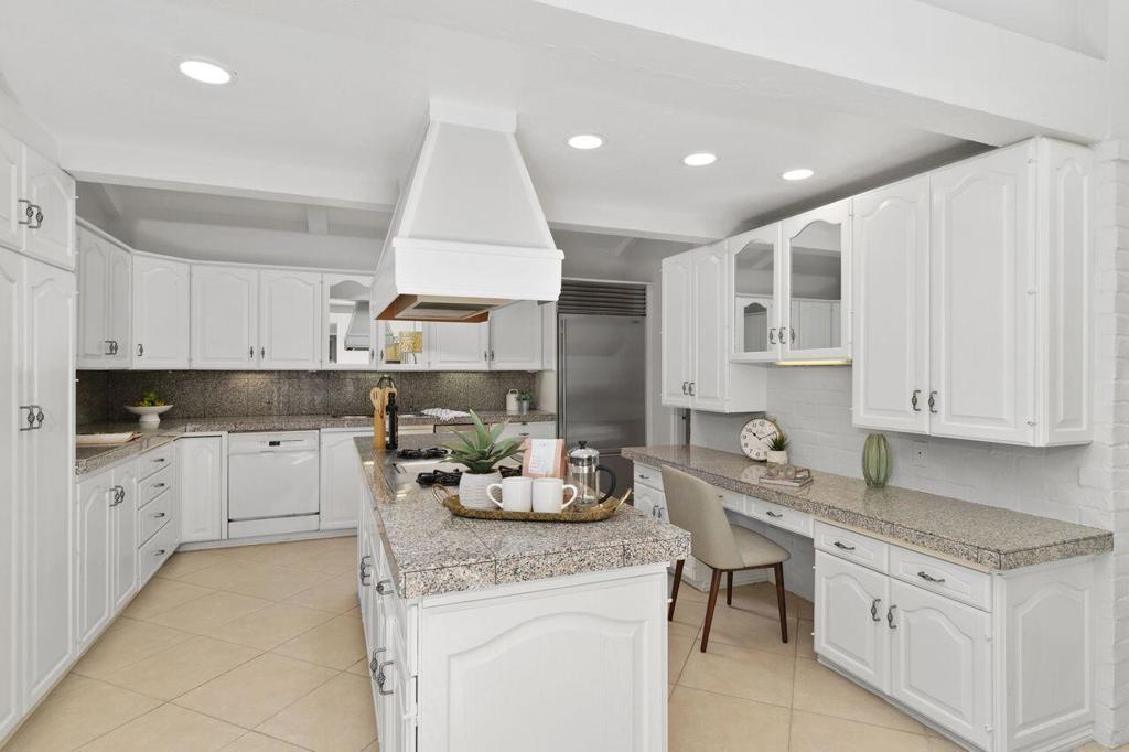 73367 Oriole Court