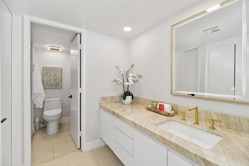 73367 Oriole Court