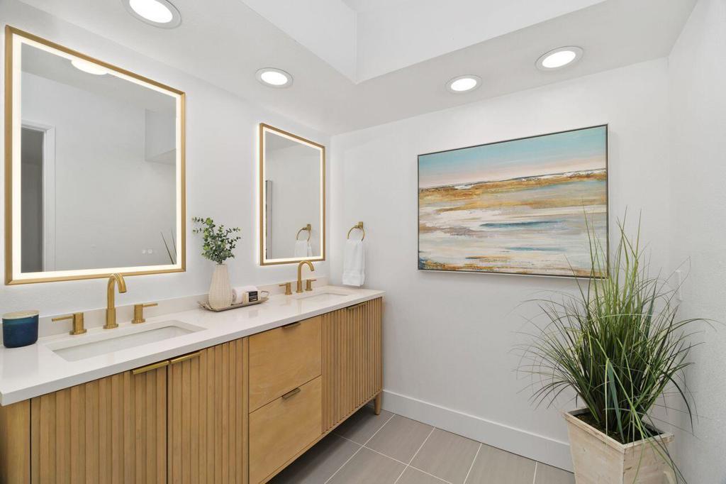 73367 Oriole Court
