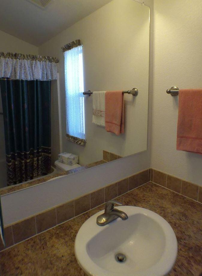 84136 Ave 44, #222 222