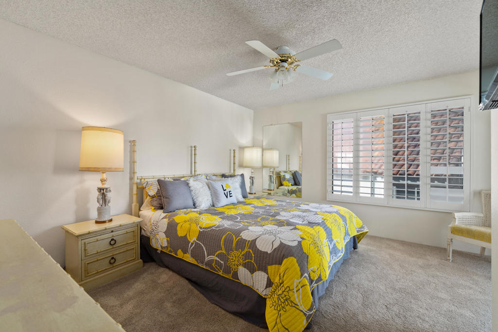 73330 Shadow Mountain Drive 32