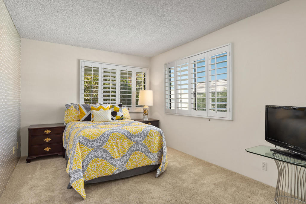 73330 Shadow Mountain Drive 32