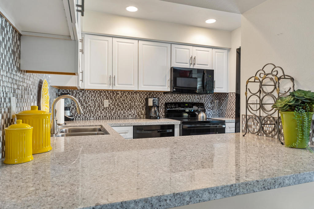 73330 Shadow Mountain Drive 32