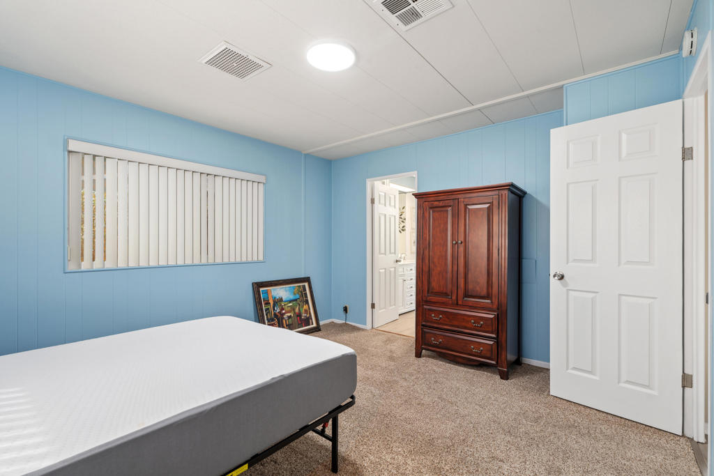 73660 Cabazon Peak Drive