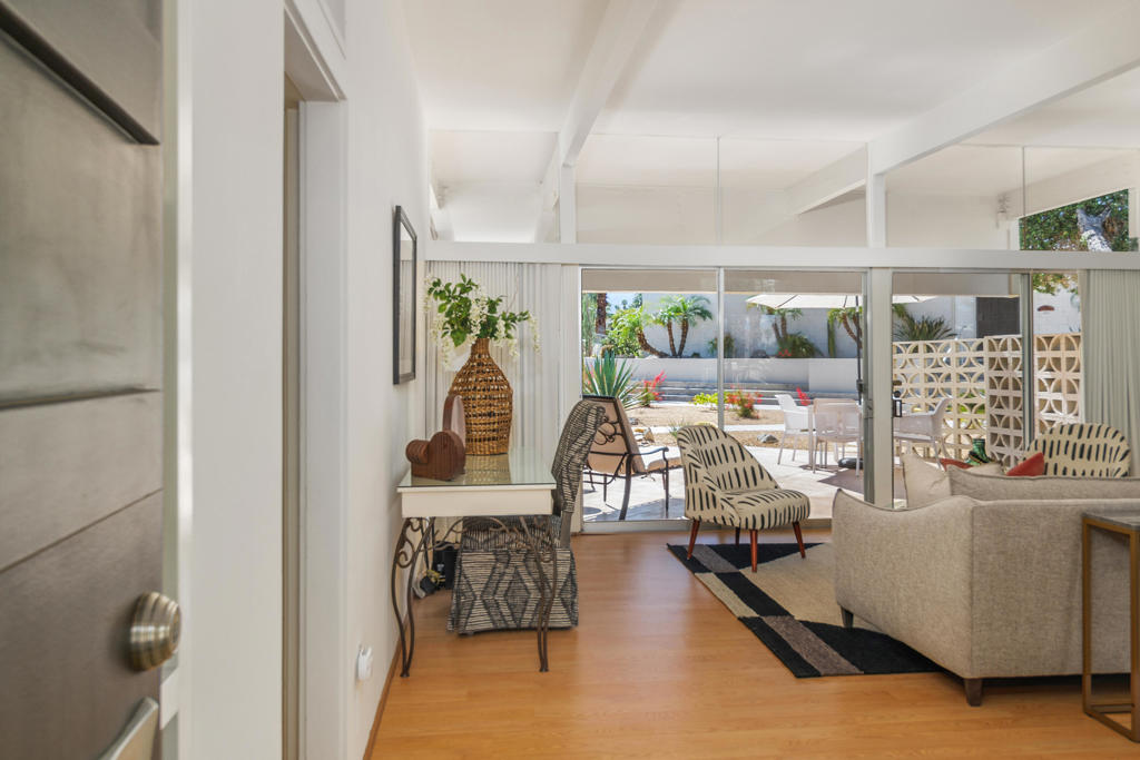 441 Sandpiper Street