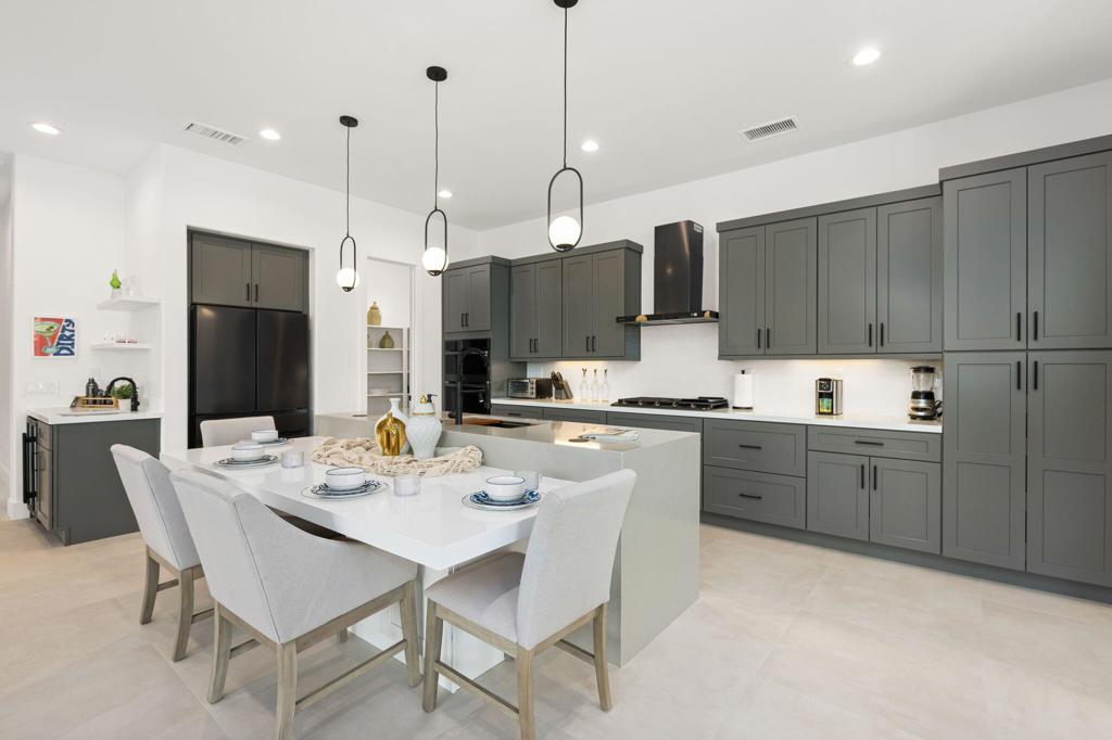 307 Loch Lomond Road