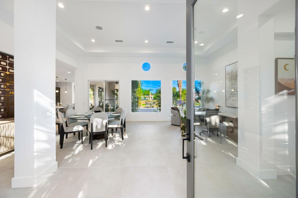 307 Loch Lomond Road