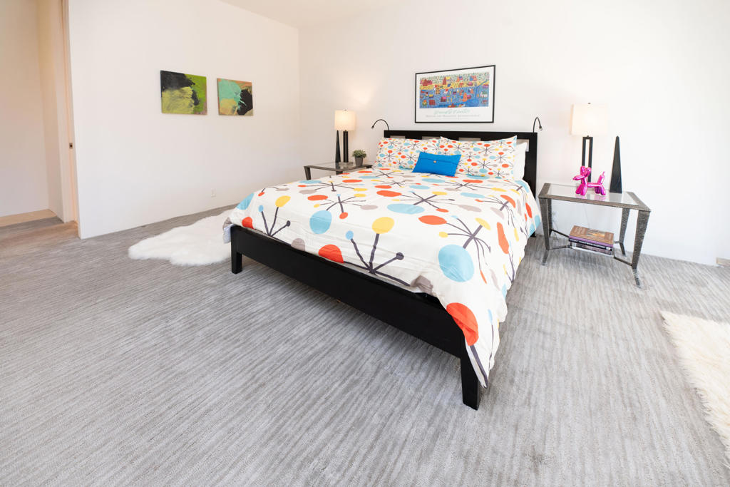 189 Desert Lakes Drive