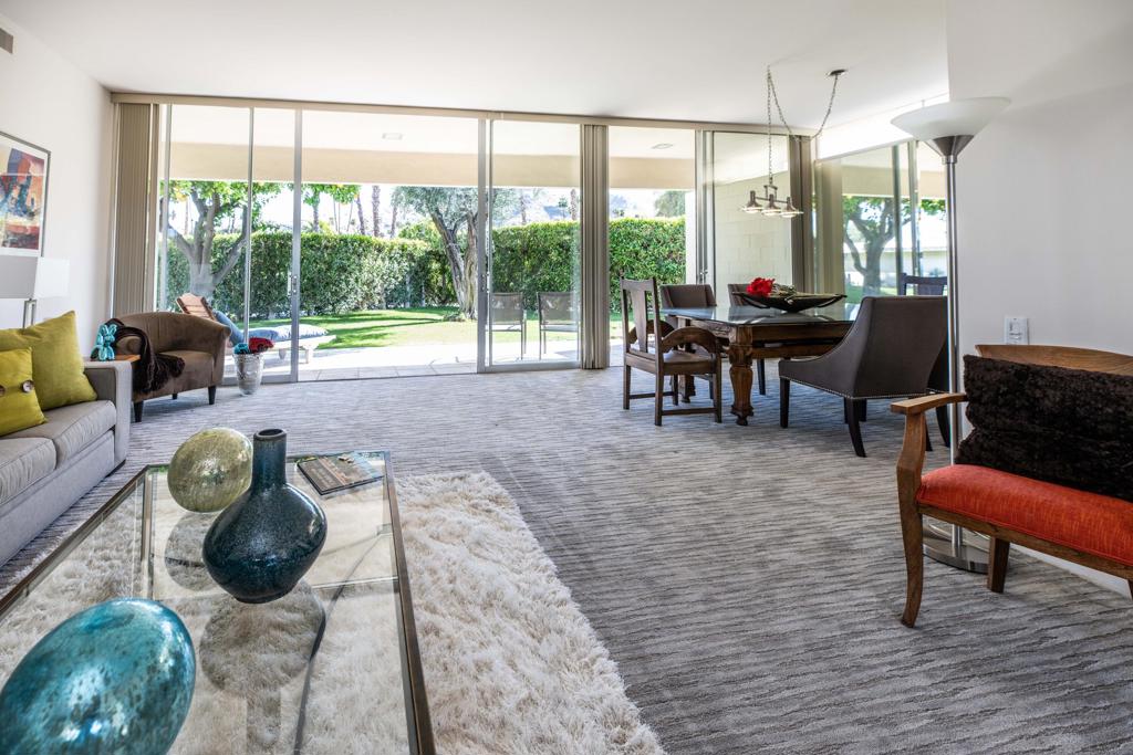 189 Desert Lakes Drive