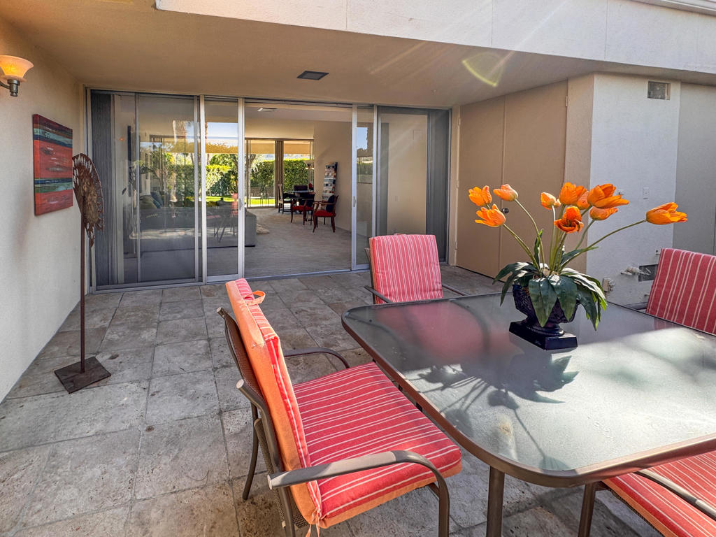 189 Desert Lakes Drive