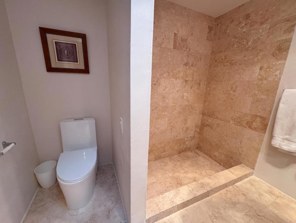 189 Desert Lakes Drive