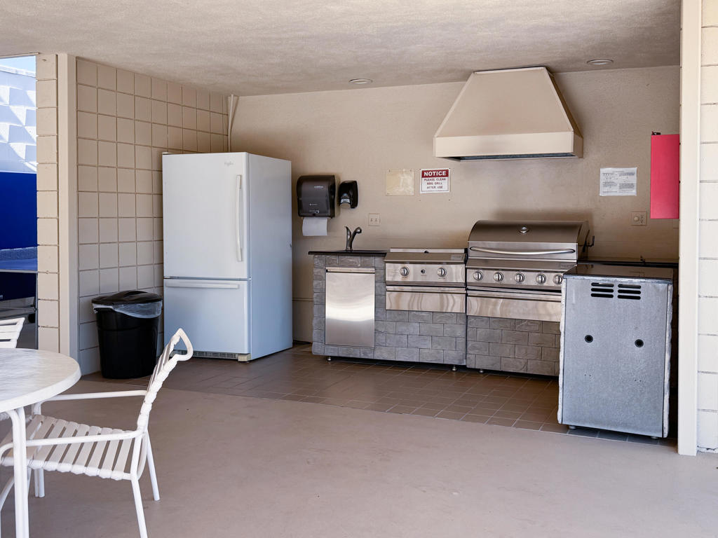 189 Desert Lakes Drive