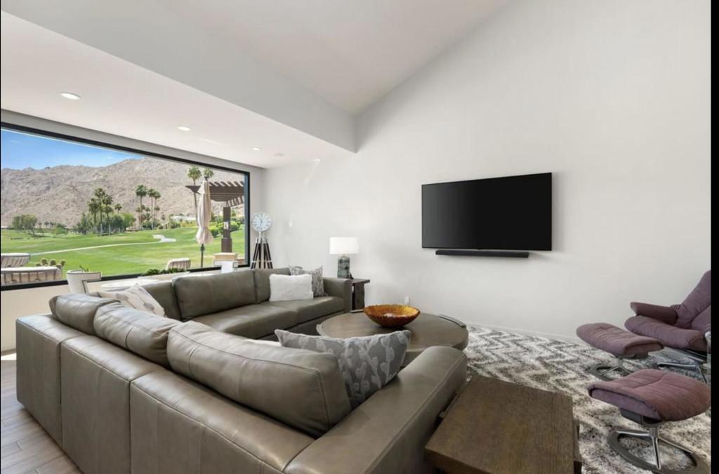 73725 Jasmine Place
