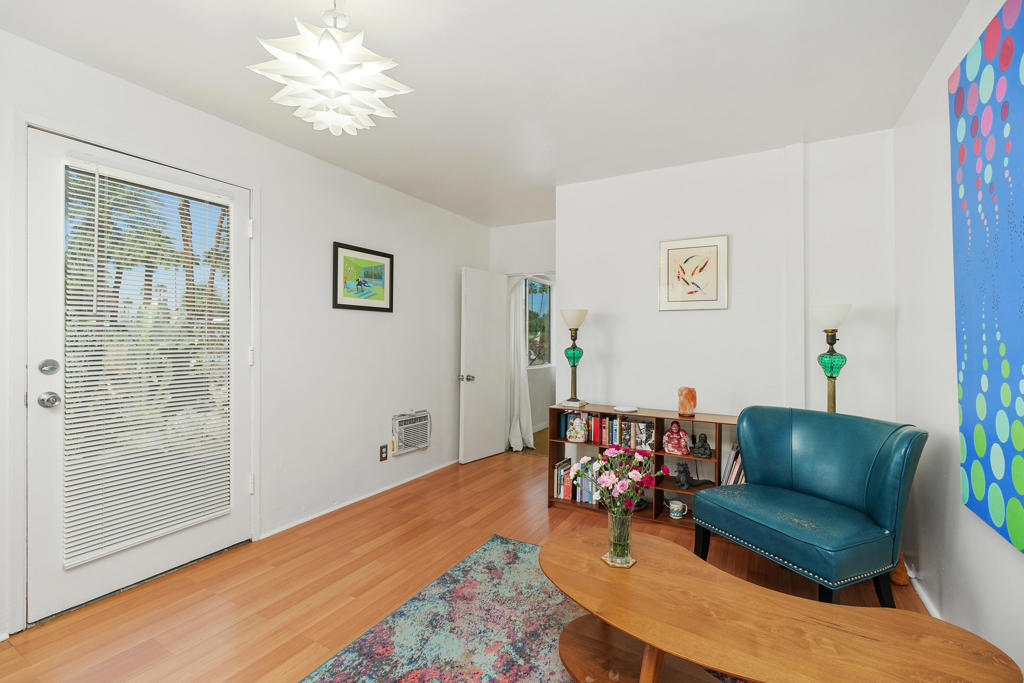 1065 E Sunny Dunes Road