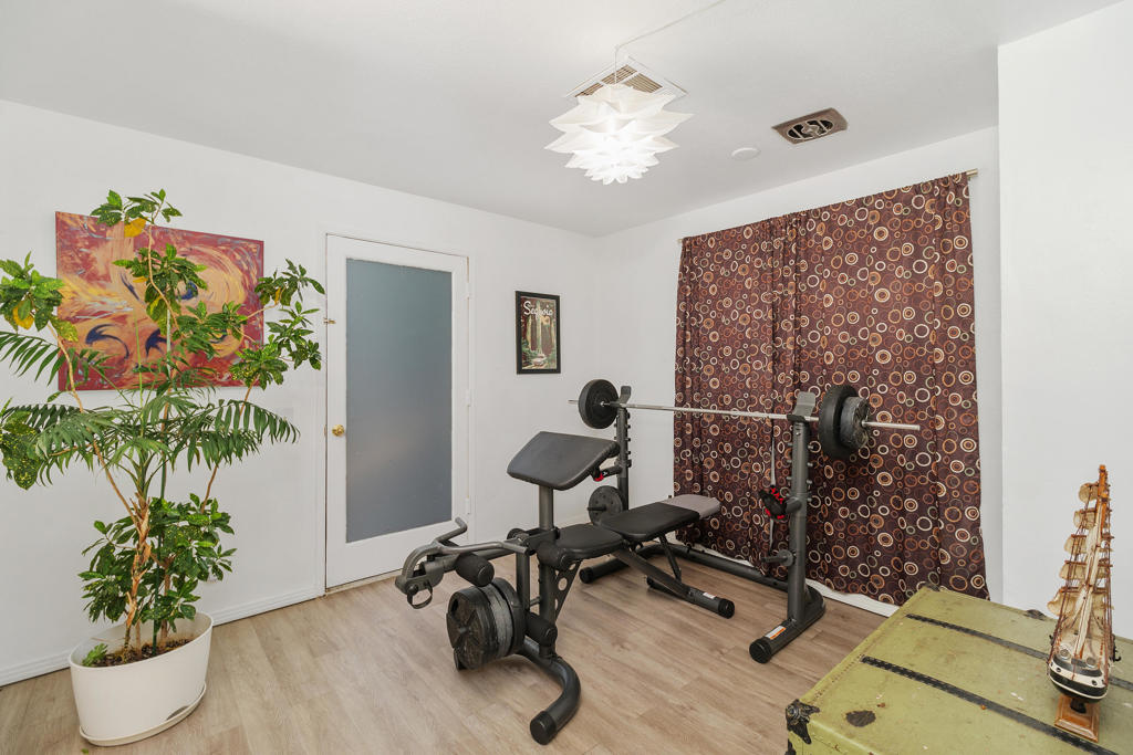 1065 E Sunny Dunes Road