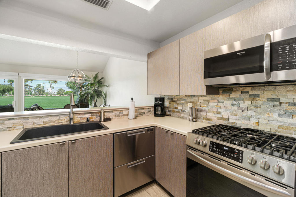 77674 Woodhaven Drive S