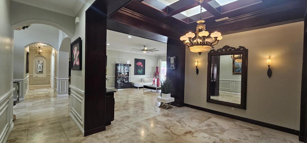 6 Voltaire Court