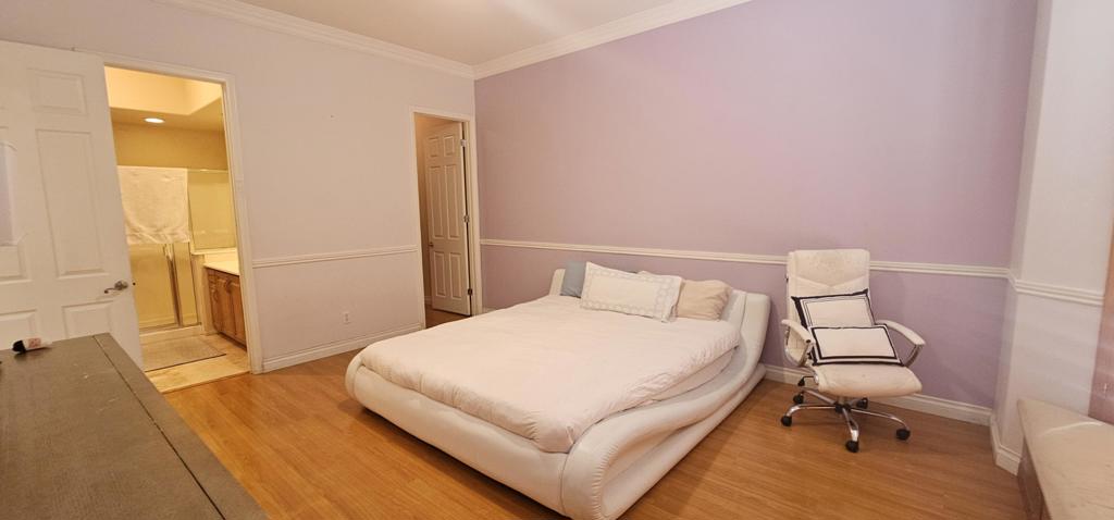 6 Voltaire Court