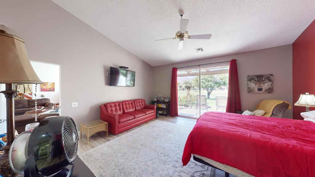 78160 Calle Norte