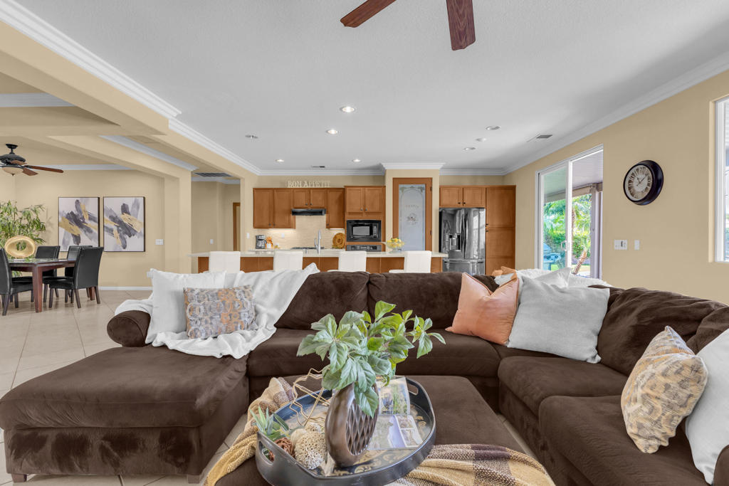 40373 Padova Drive Drive