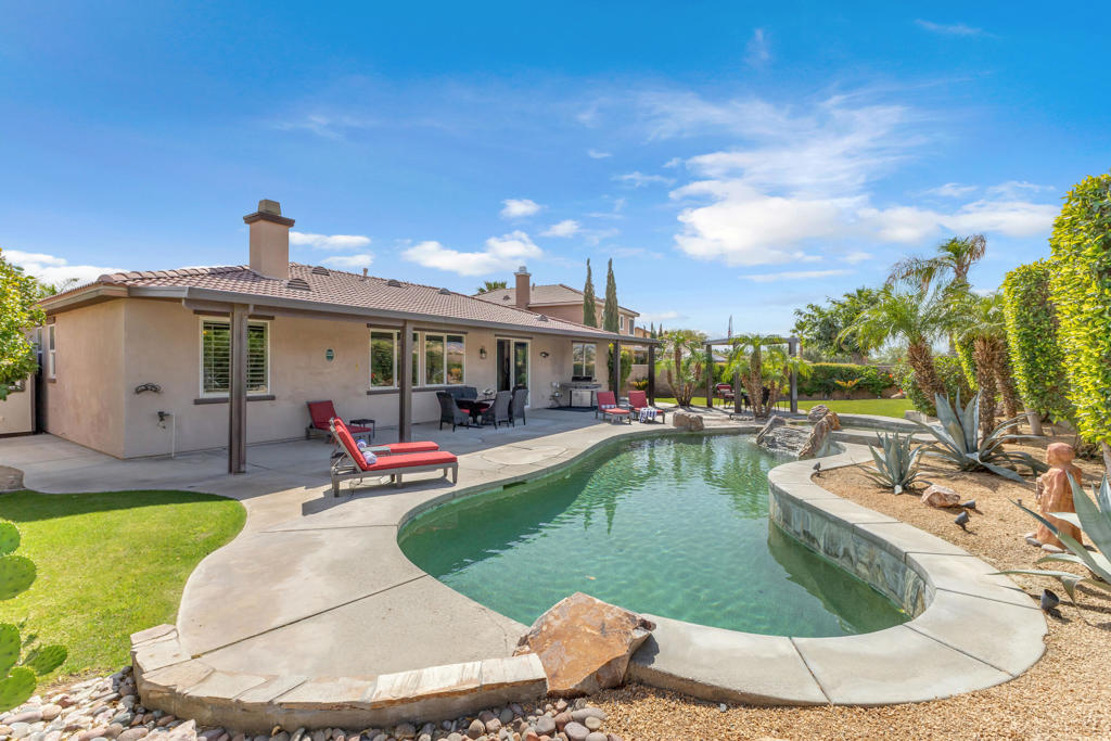 40373 Padova Drive Drive