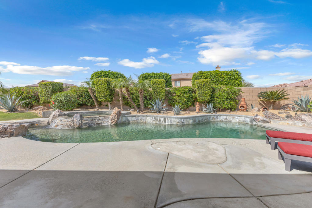 40373 Padova Drive Drive