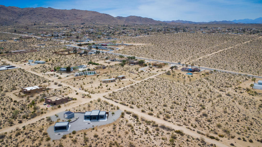 60926 Alta Vista Drive