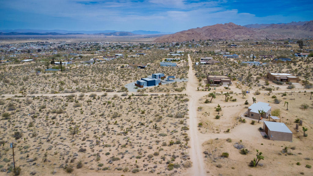 60926 Alta Vista Drive