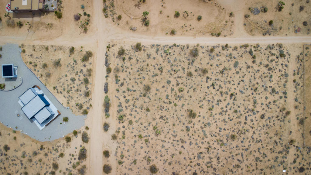 60926 Alta Vista Drive