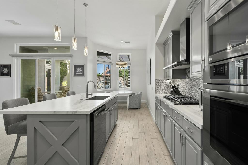 6 Taylor Avenue