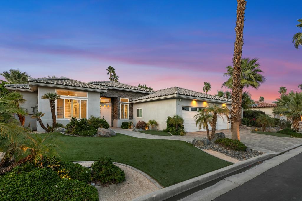 6 Taylor Avenue