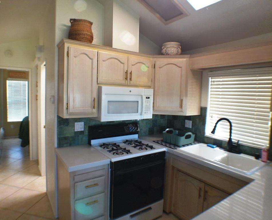 84136 Ave 44, #786 786