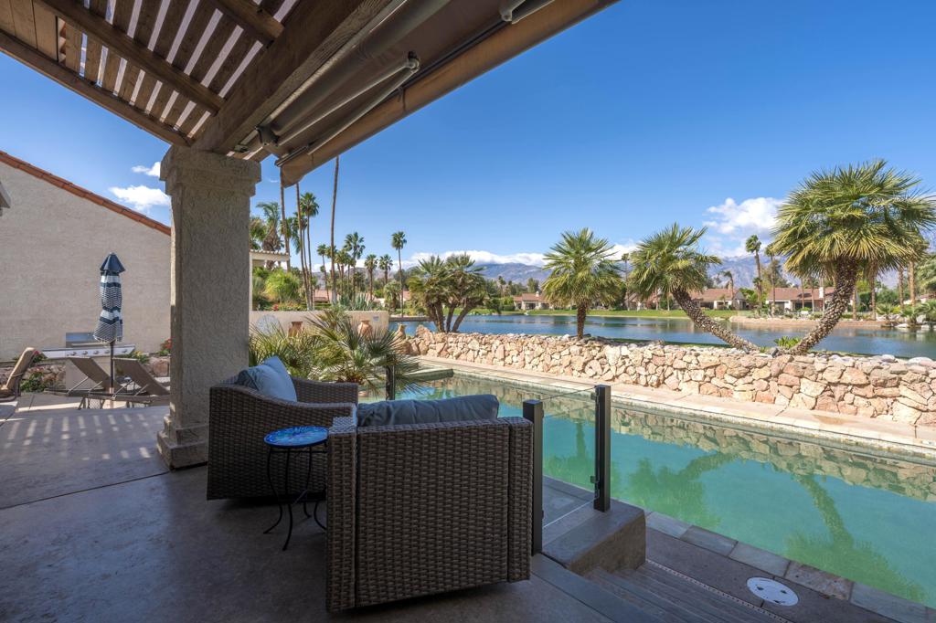 10122 Lakeview Drive