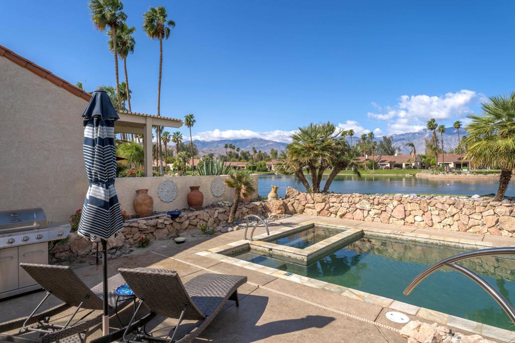 10122 Lakeview Drive