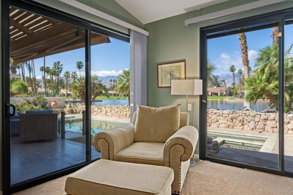 10122 Lakeview Drive