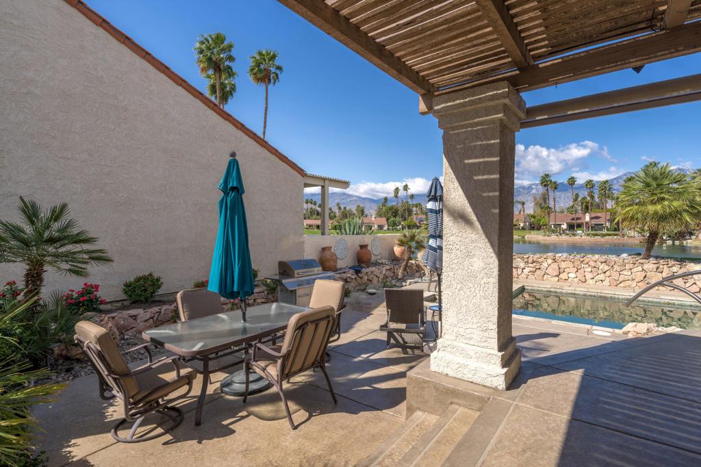 10122 Lakeview Drive