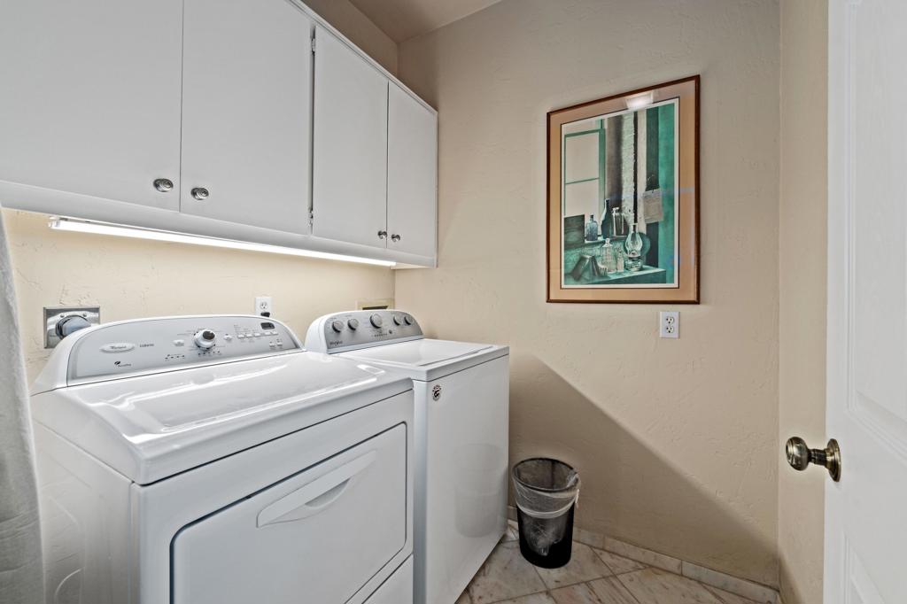 10122 Lakeview Drive