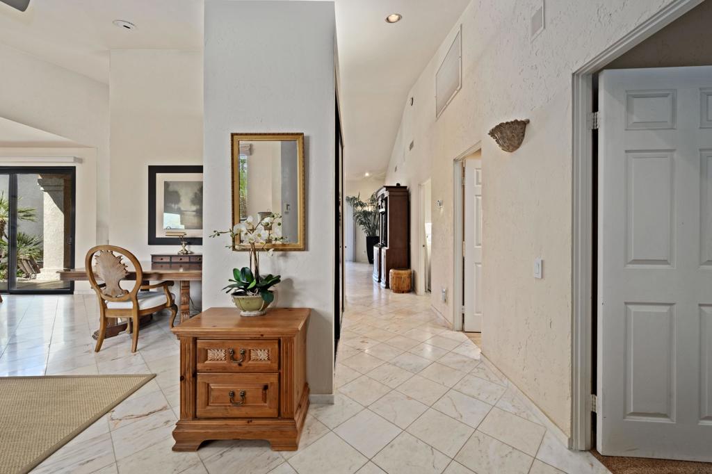 10122 Lakeview Drive