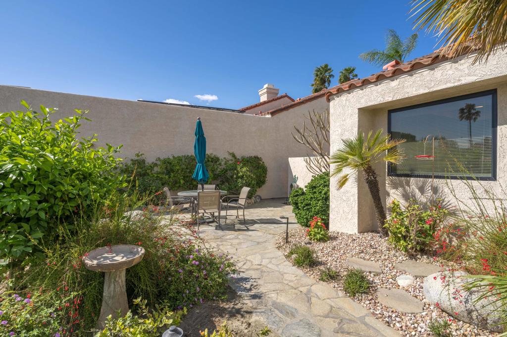 10122 Lakeview Drive